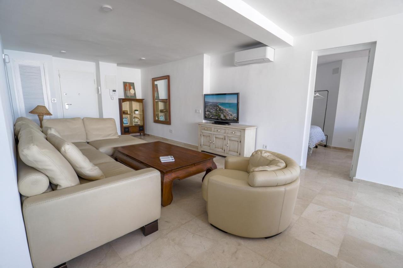 Marbella Centre Beachfront & Pool Kültér fotó